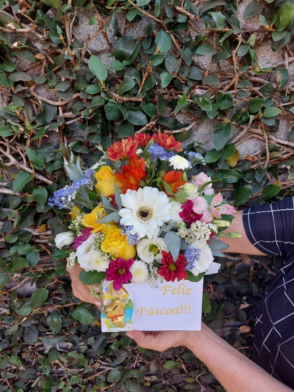 Caixa de flores para Páscoa